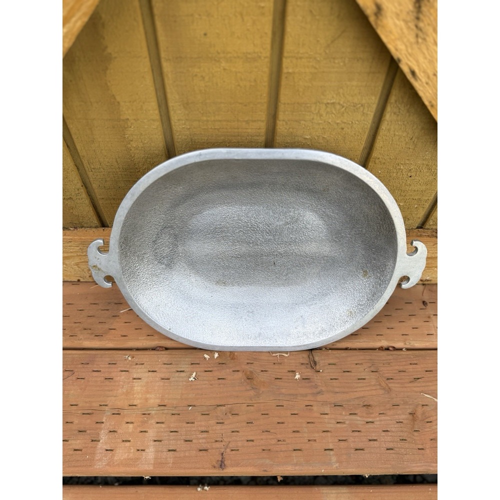 Guardian Service 3-Star Heavy Cast Aluminum Oval Fish Steak Sizzler Tray 15"x2"
